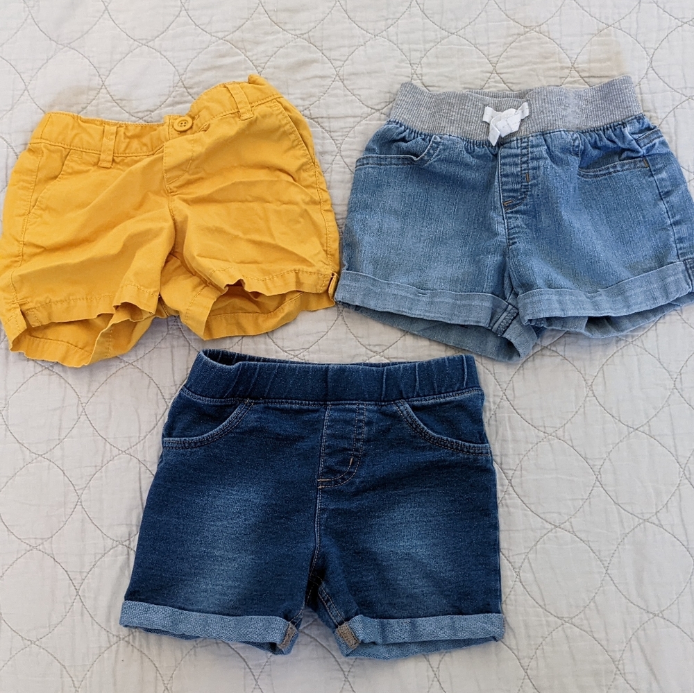 Lot of three girls 5T shorts. Great condition!